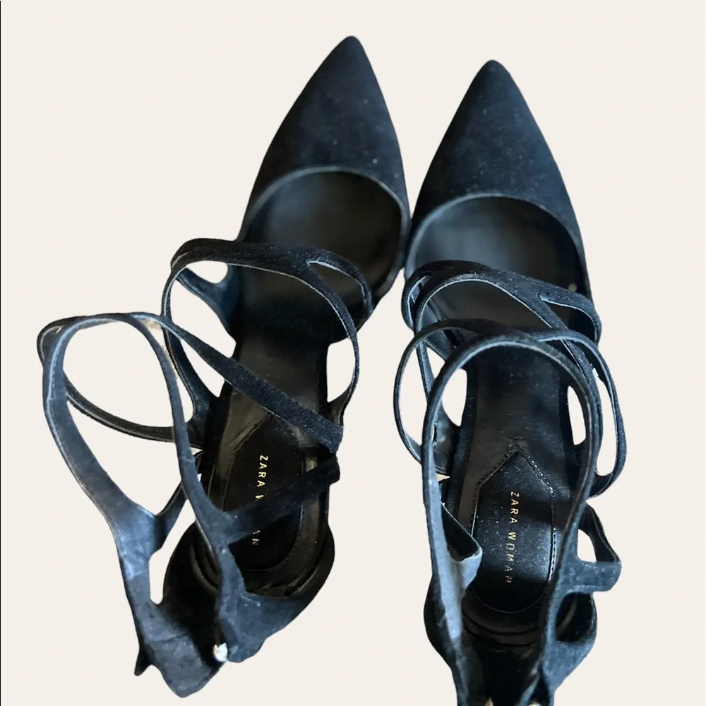 Zara black pumps - Picture 1 of 7